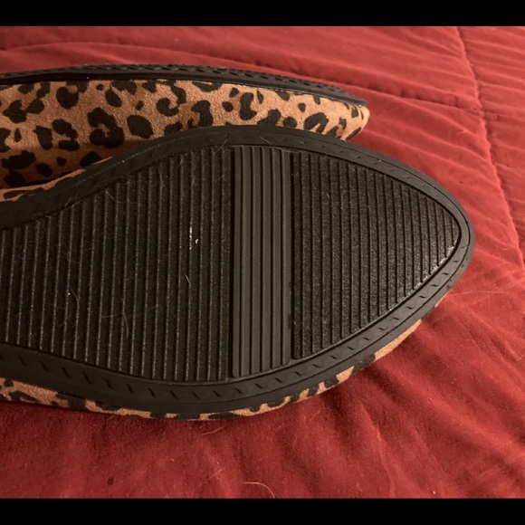 Size 7 1/2 new flats - Picture 10 of 11